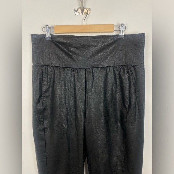 Commando Faux Leather Tapered Pant SLG65 Black XL - Picture 7 of 13